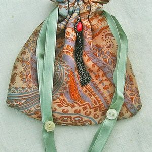 Perfectly Pretty Little Bag in Orange Paisley